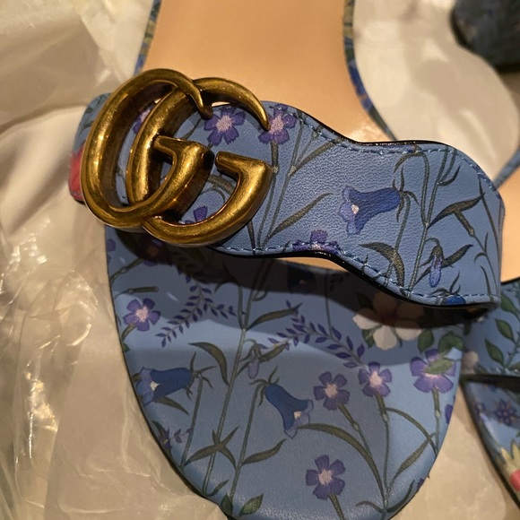 🎁 BLACK FRIDAY SALE 🎁Authentic Gucci Blue Floral Block Heel - Picture 4 of 11